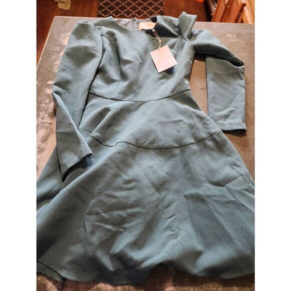 NWT Gal Meets Glam Celeste Green Size 0 - Picture 2 of 6